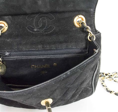 chanel vintage crossbody|chanel crossbody price.